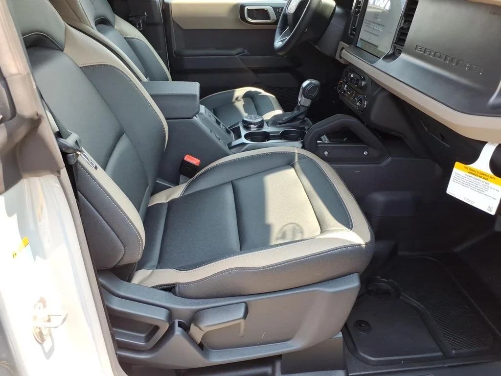 New 2026 Avalanche Gray Ford Big Bend® image 8