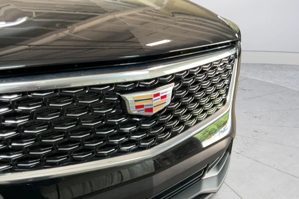 Used 2024 Black Cadillac Luxury image 28