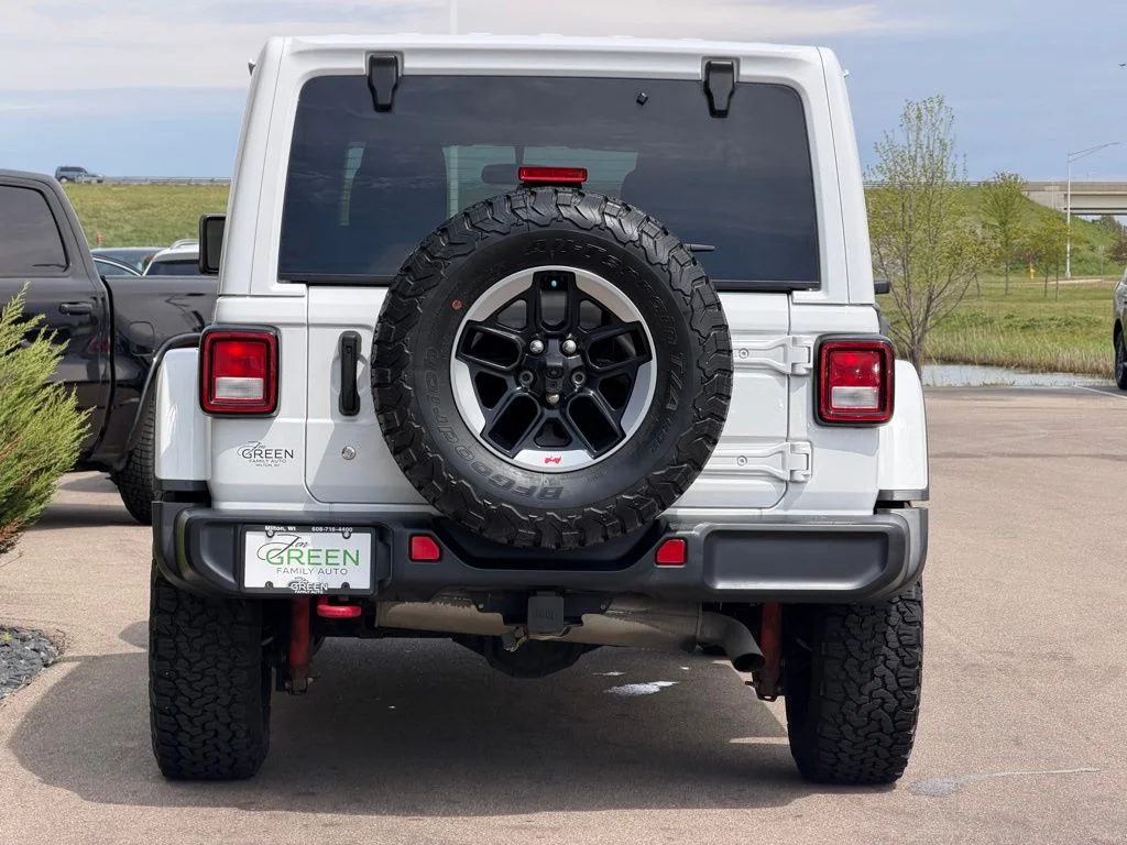 Used 2018 White Jeep Unlimited Rubicon image 7