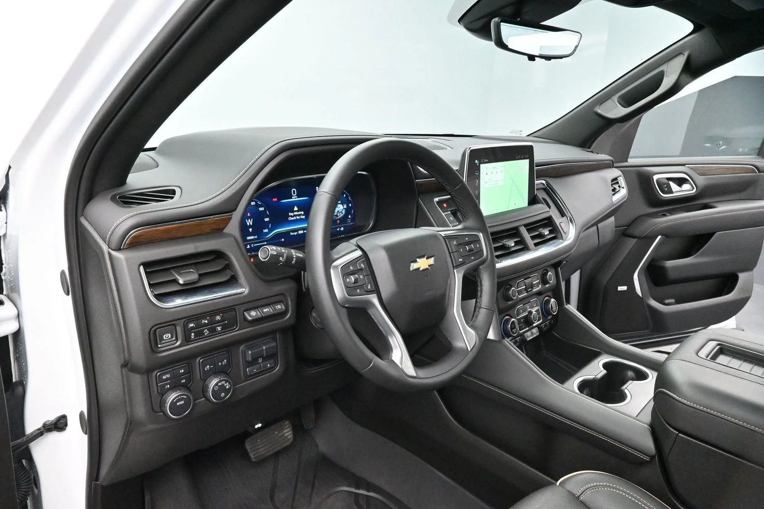 Used 2024 Summit White Chevrolet Premier image 13