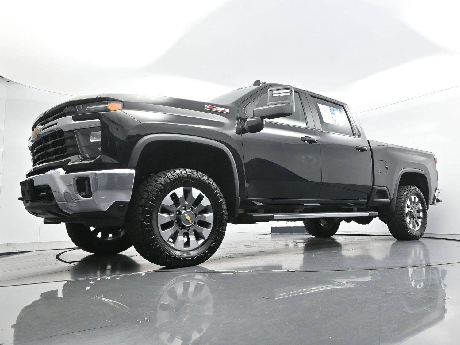 Used 2024 Black Chevrolet LT image 50
