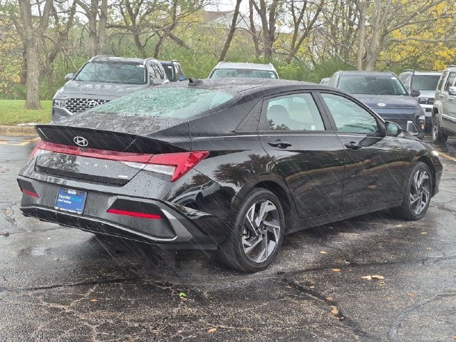 Certified Used 2025 Black Hyundai SEL Sport image 7