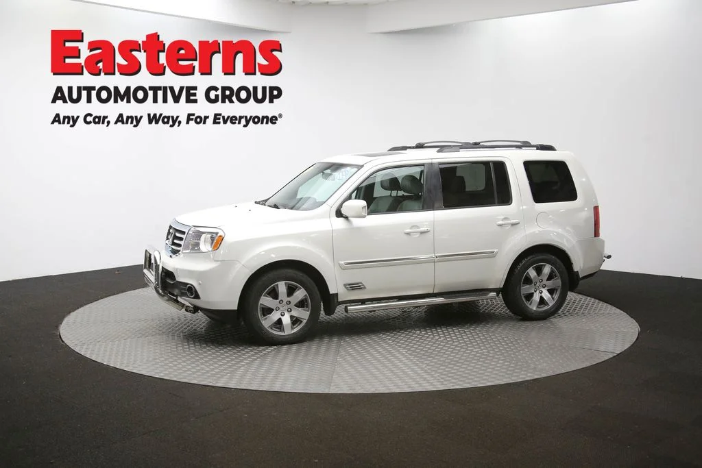 Used 2014 White Honda Touring image 56