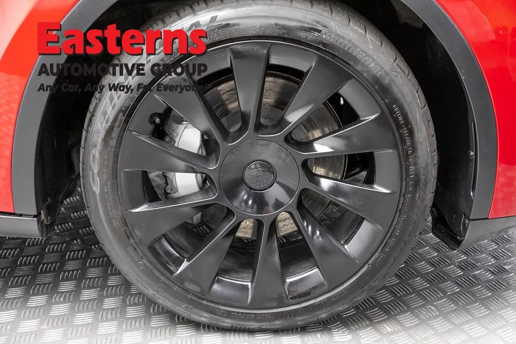 Used 2023 Red Tesla Long Range image 28