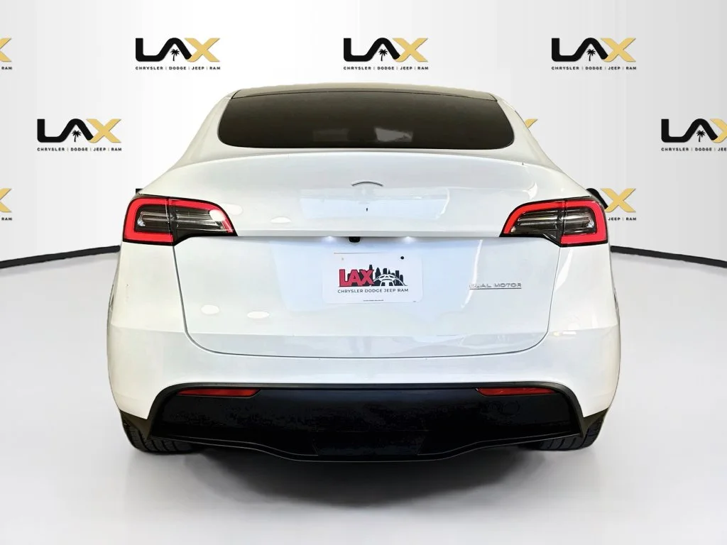 Used 2023 White Tesla Long Range image 6