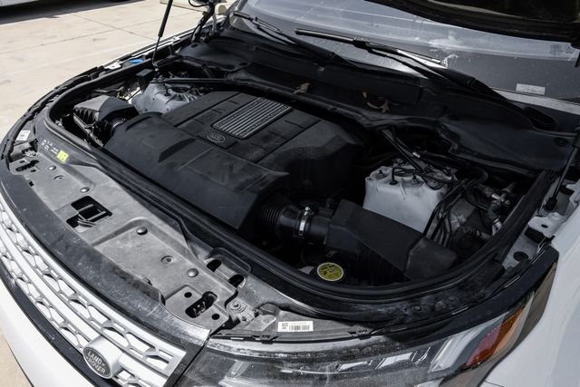 Used 2019 White Land Rover HSE Luxury image 70