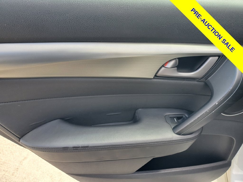 Used 2010 White Acura 3.5 image 12