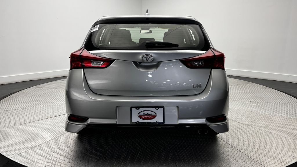 Used 2017 Silver Toyota Base image 22