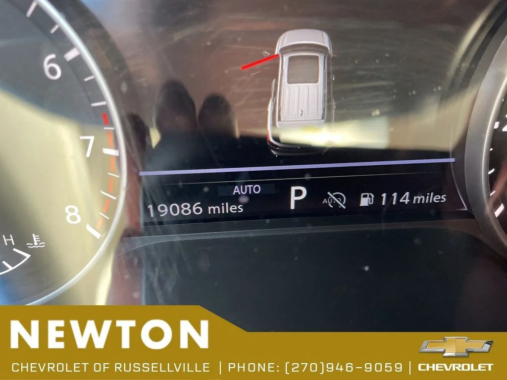 Certified Used 2025 Brilliant Silver Metallic Nissan SL image 18