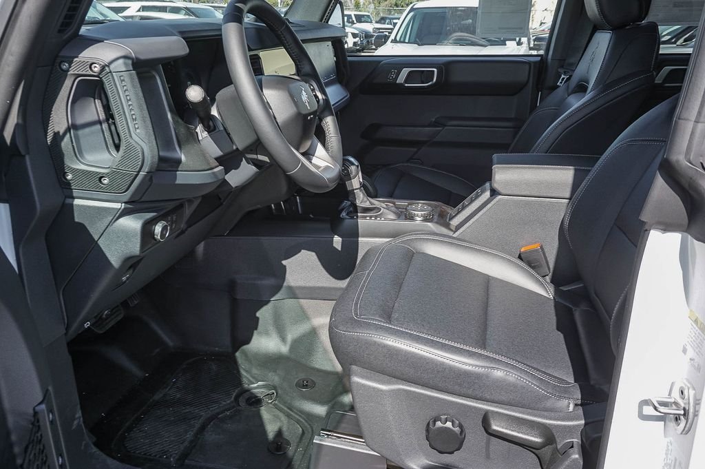New 2026 Oxford White Ford Badlands image 17
