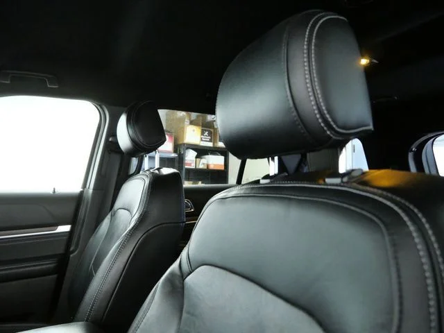 Used 2017 Silver Ford Limited image 19