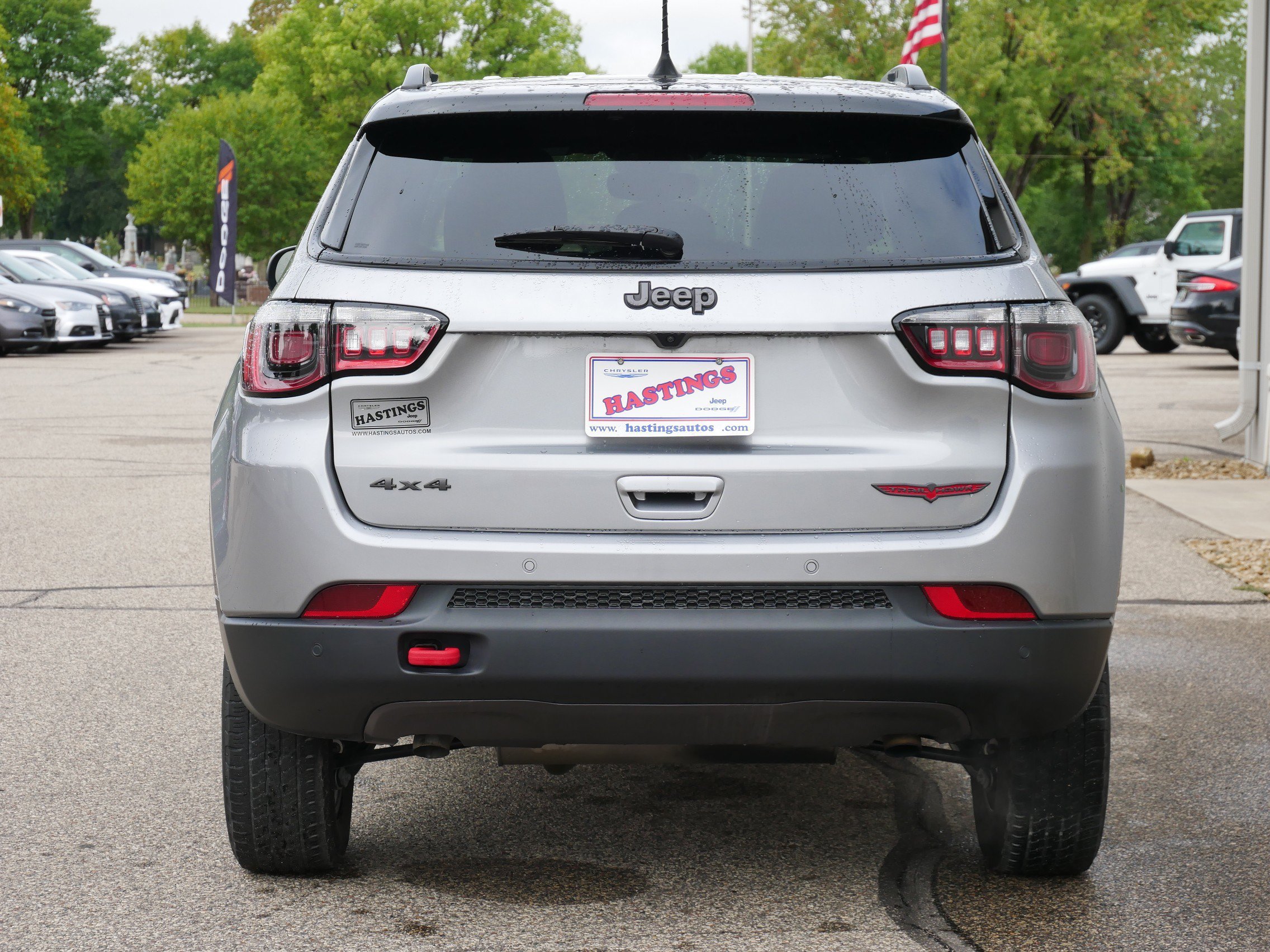 Used 2023 Billet Silver Metallic Clearcoat Jeep Trailhawk image 4