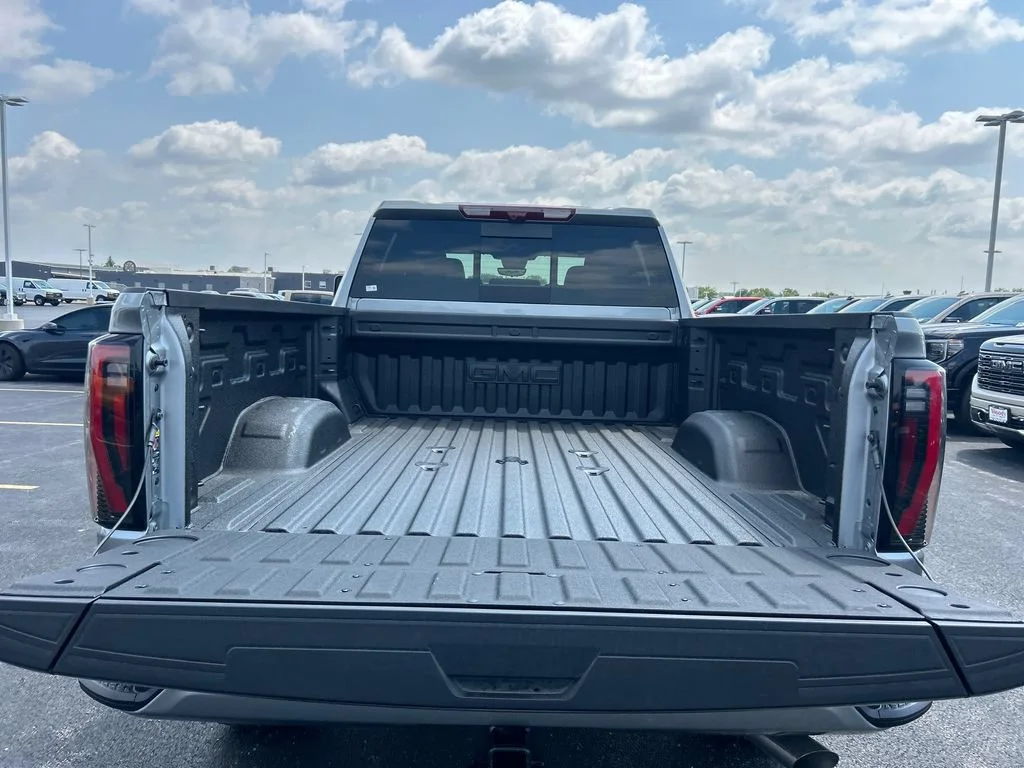 2026 GMC Sierra 2500HD AT4 - Photo 39