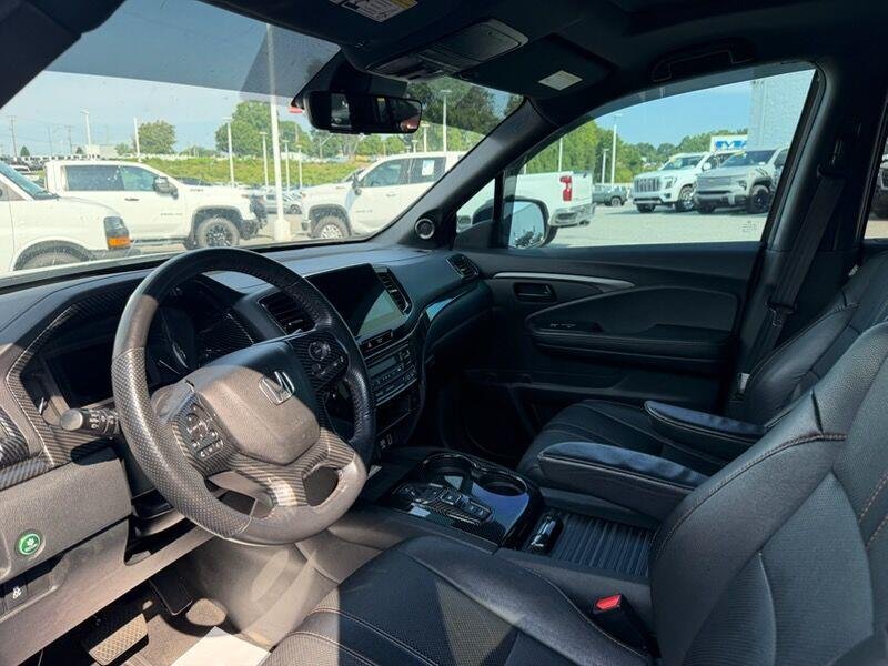 Used 2022 Sonic Gray Pearl Honda TrailSport AWD image 7