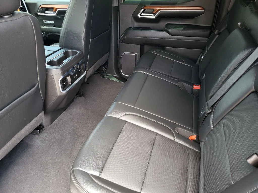 Used 2022 Onyx Black GMC Denali image 22