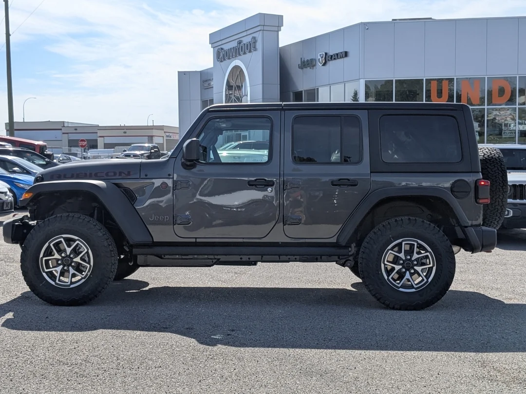New 2026 Grey Jeep Rubicon - - 4x4 - Nappa Leather - Freedom Top Hardtop - 8- Speed Auto - Remote Start & More! image 5