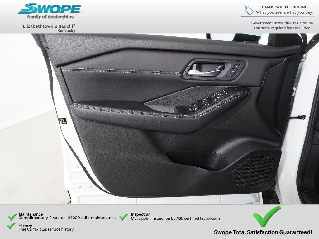 2025 Nissan Rogue SL - Photo 14