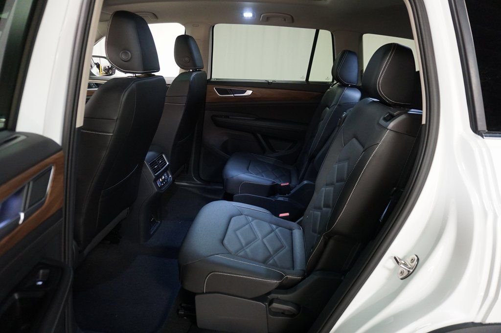 2026 Volkswagen Atlas SE w/Tech - Photo 11