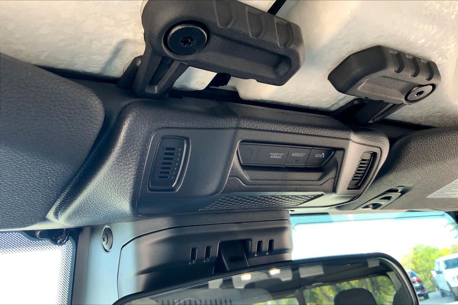 Used 2025 Granite Crystal Metallic Clearcoat Jeep Rubicon image 32