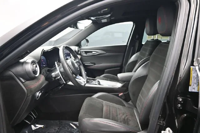 Used 2024 Black Alfa Romeo Veloce image 7
