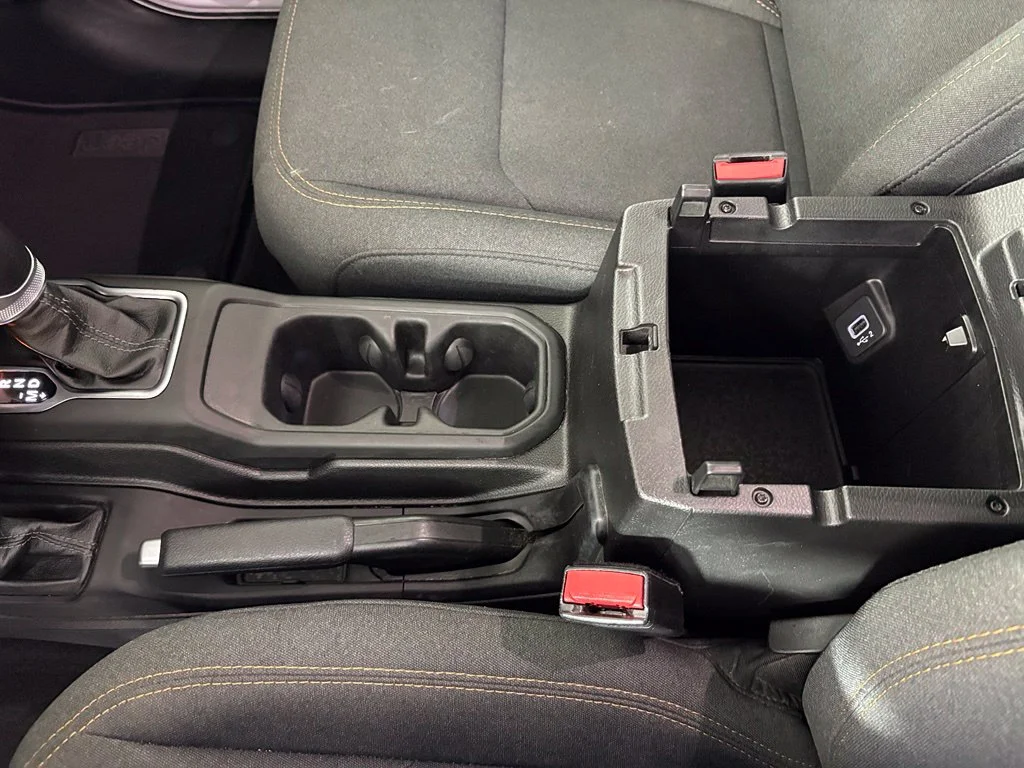 Used 2025 White Jeep Sport S image 30