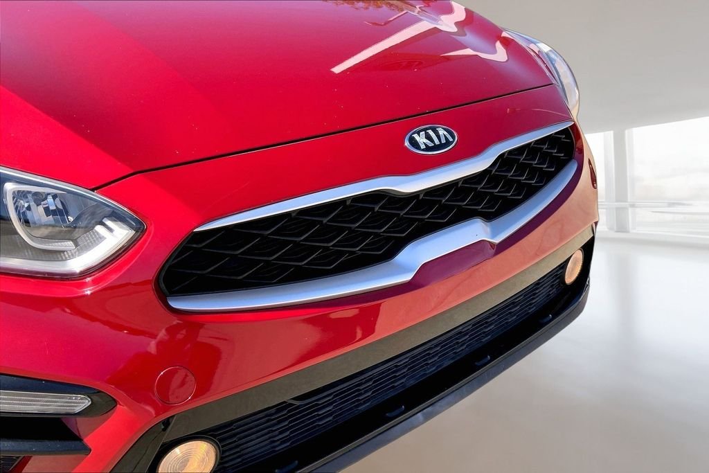 Used 2020 Currant Red Kia LXS image 26