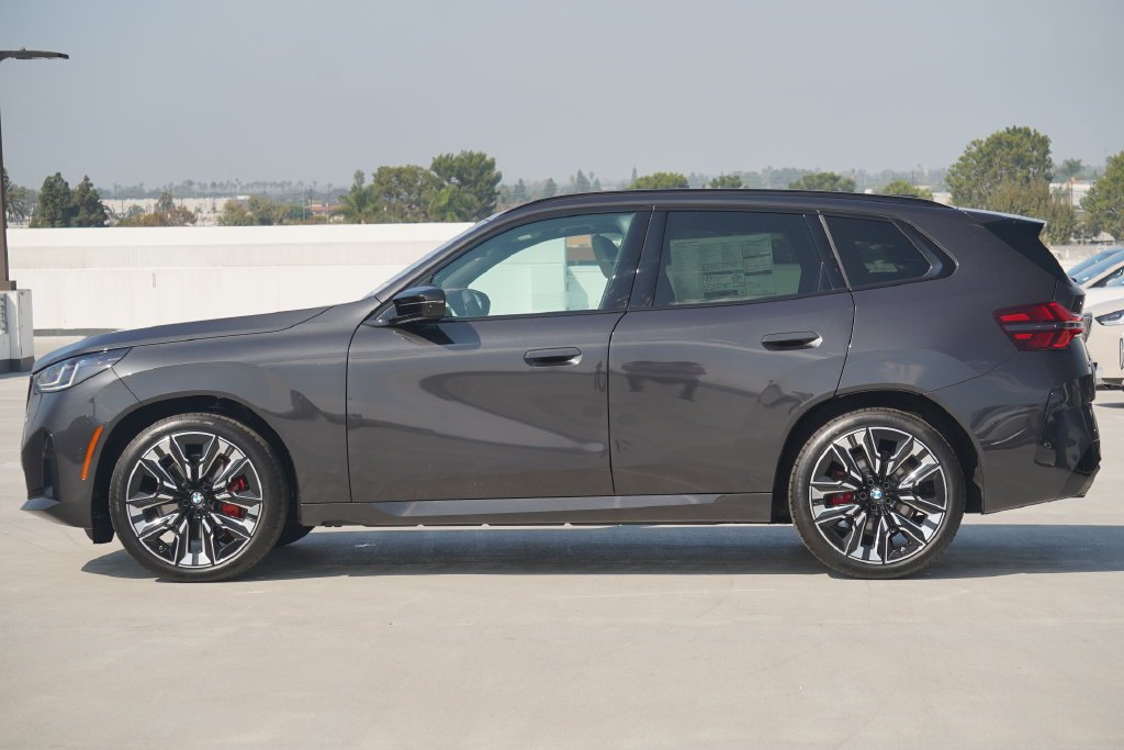 Used 2026 Dark Graphite BMW M50 xDrive image 4