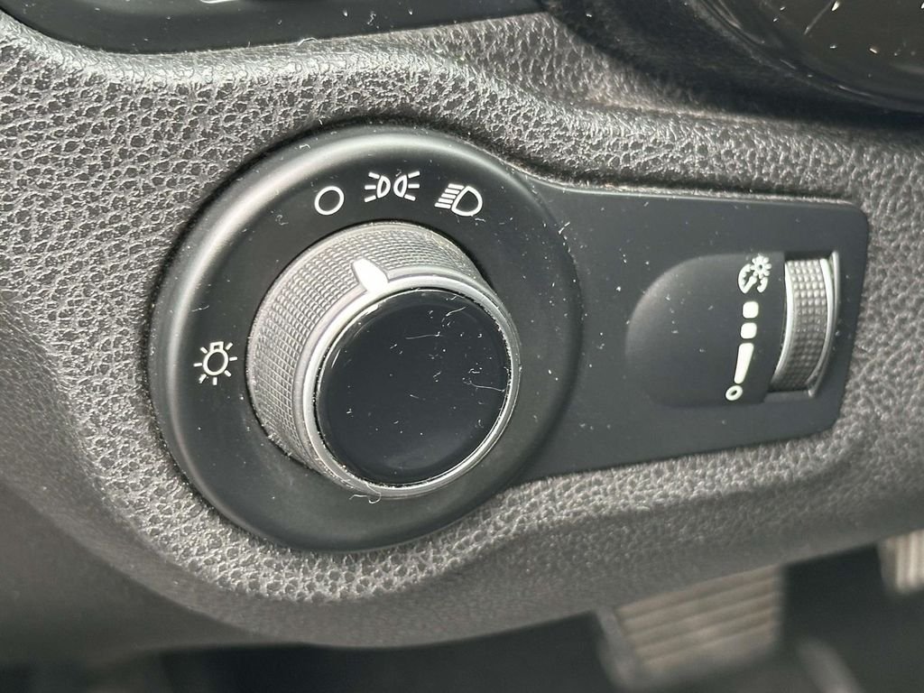 Used 2016 Black FIAT Easy image 28