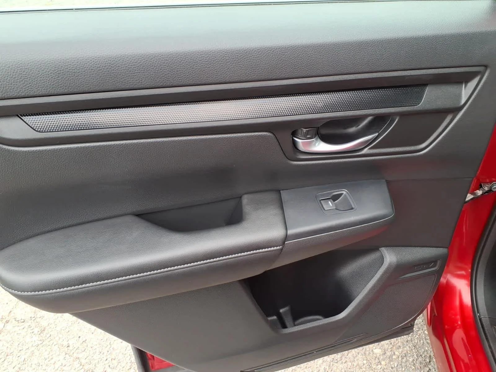2024 Honda CR-V LX - Photo 11