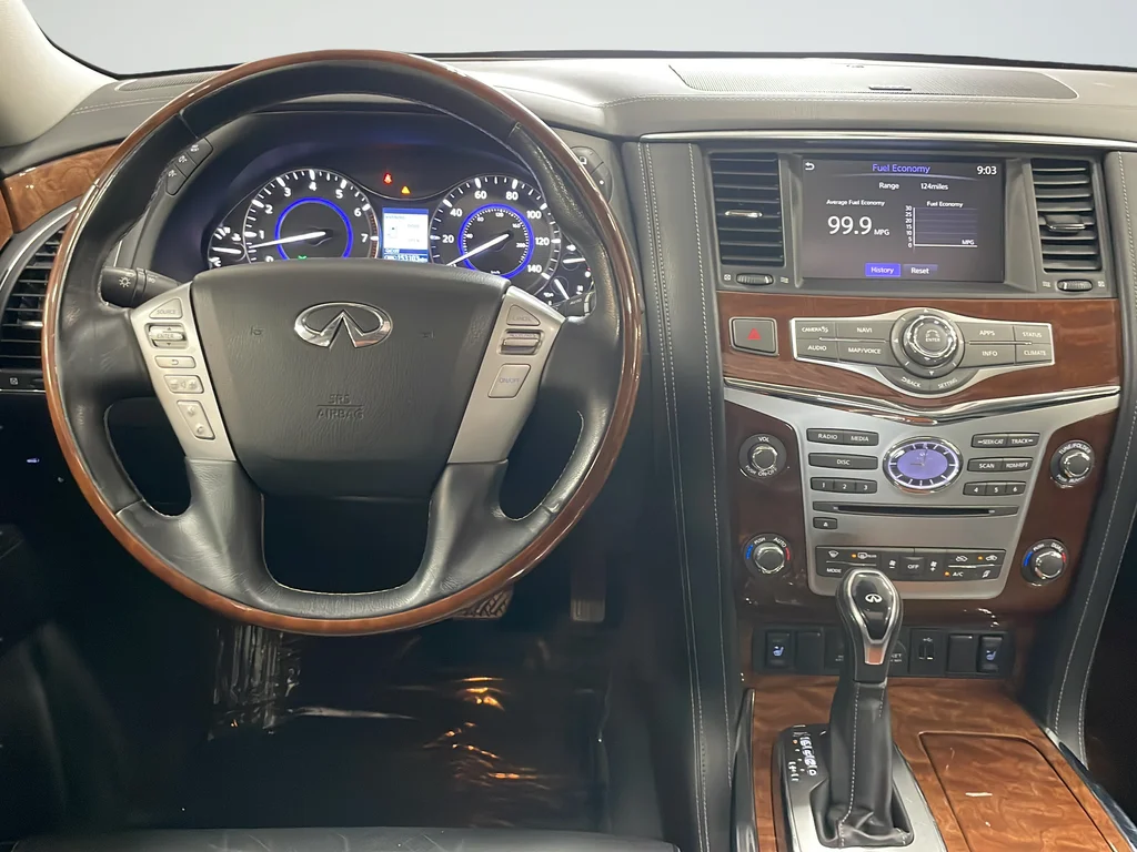Used 2019 Black INFINITI LUXE image 11