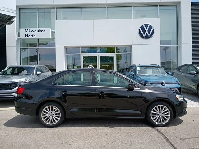 2013 Volkswagen Jetta 2.5L SEL Auto's photo