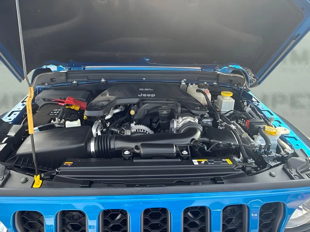 Used 2021 Blue Jeep Mojave image 29