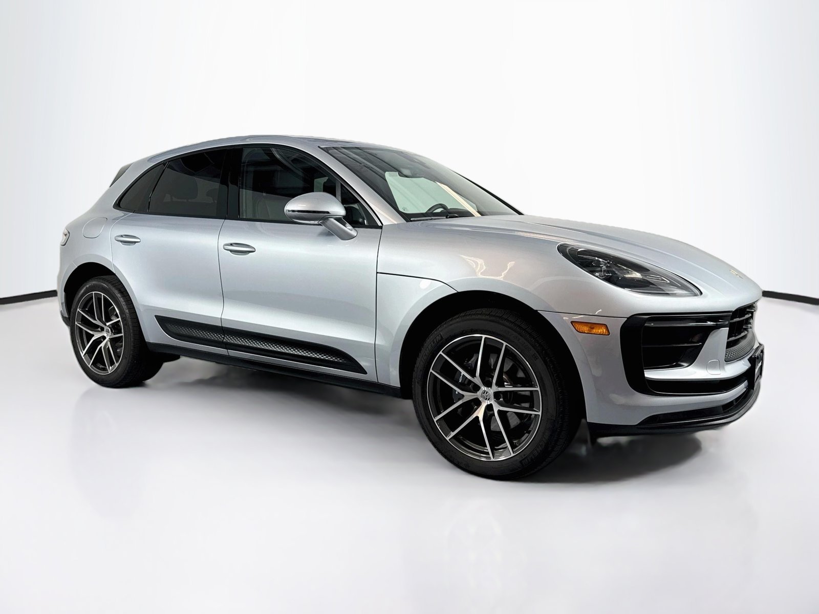 Used 2026 Dolomite Silver Metallic Porsche T image 7