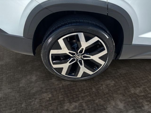 Certified 2023 Volkswagen Taos SEL with VIN 3VV2X7B26PM339480 for sale in Kansas City