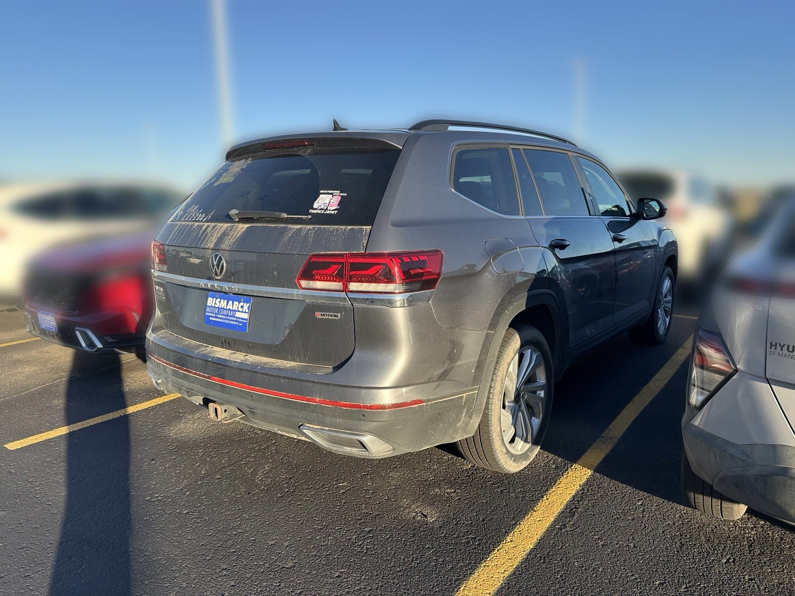 Used 2021 Gray Volkswagen 3.6L V6 SE w/Technology image 3