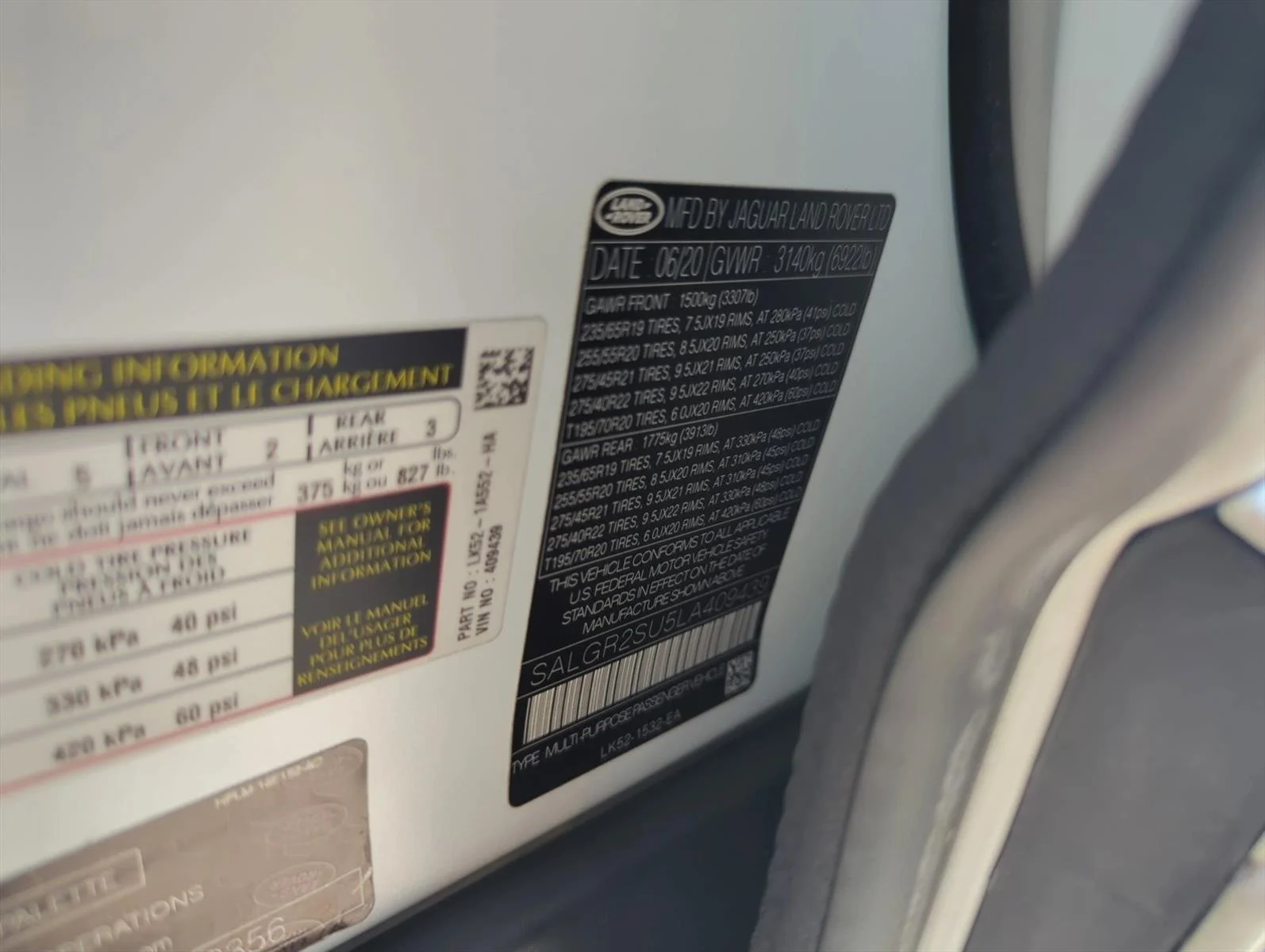 Used 2020 Narvik Black [Blac Land Rover  image 30