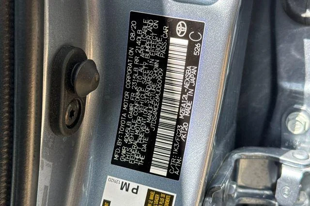 Certified Used 2021 CELESTITE GRAY ME. Toyota  image 33
