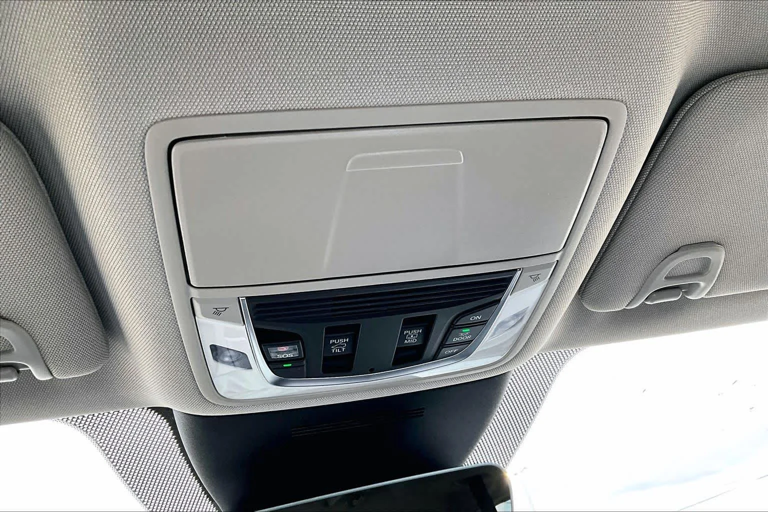 2026 Acura MDX Advance Package - Photo 16