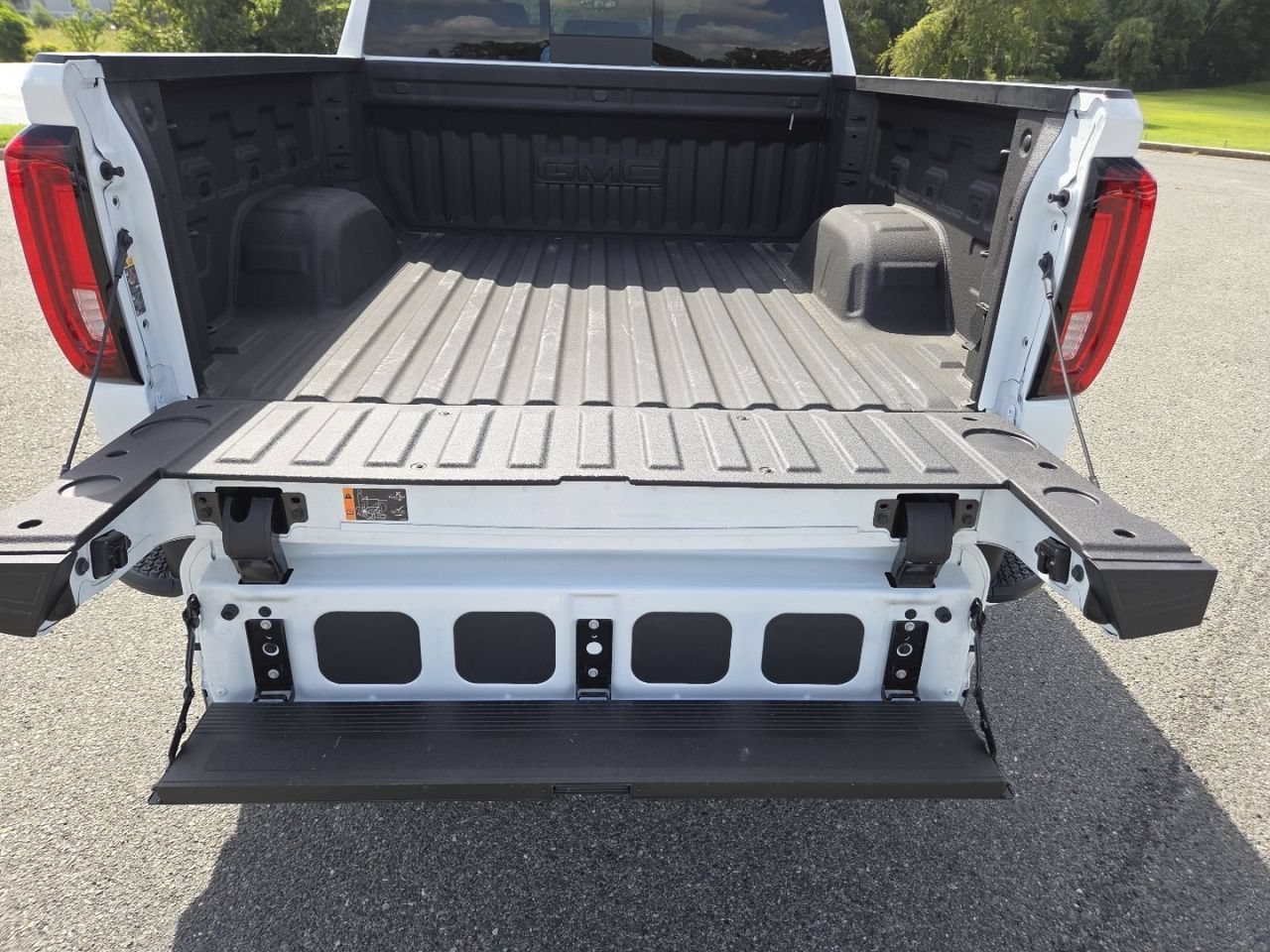 2026 GMC Sierra 1500 AT4 - Photo 23