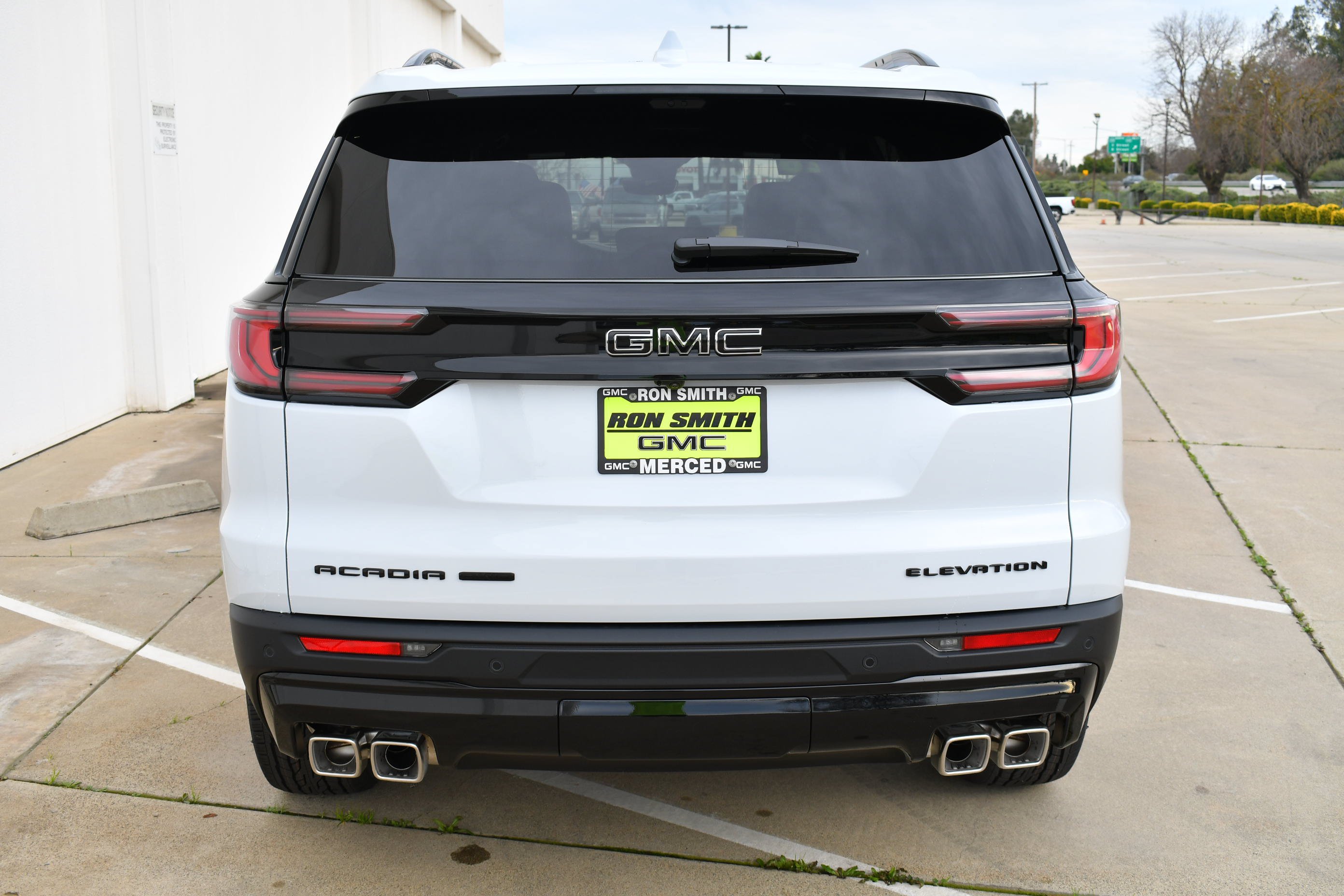 2026 GMC Acadia Elevation - Photo 6