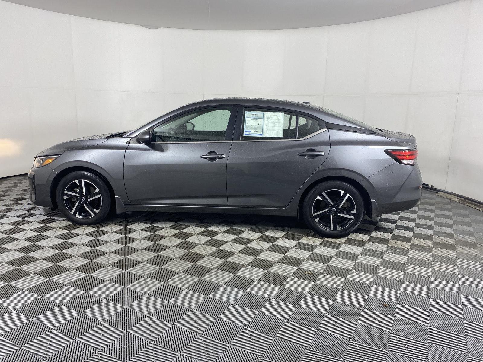 Used 2025 Gun Metallic Nissan SV image 4