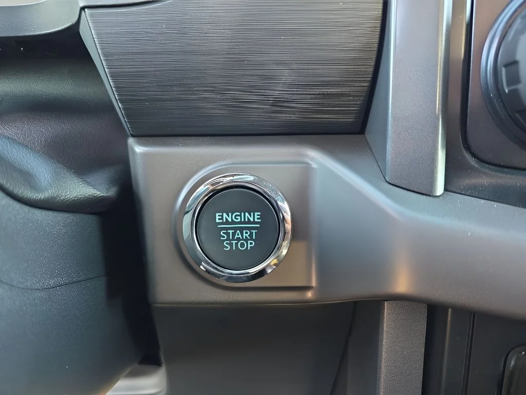 2025 Ford F-150 XLT - Photo 16