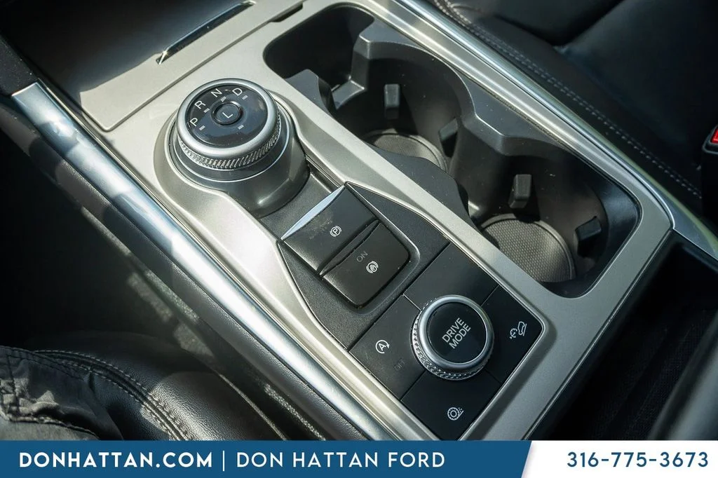 Used 2023 White Ford XLT image 10
