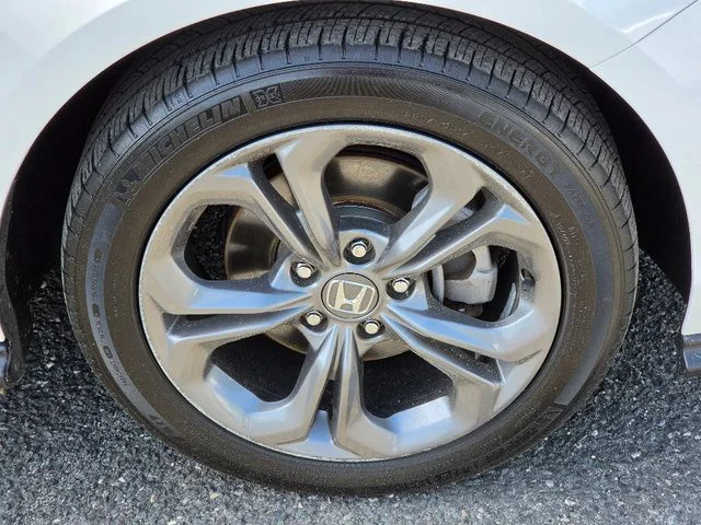 2024 Honda Accord EX - Photo 9