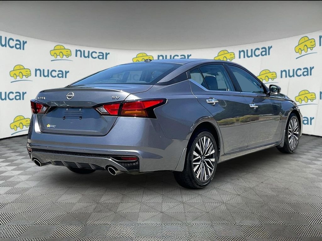 Used 2024 Gray Nissan 2.5 SV image 6