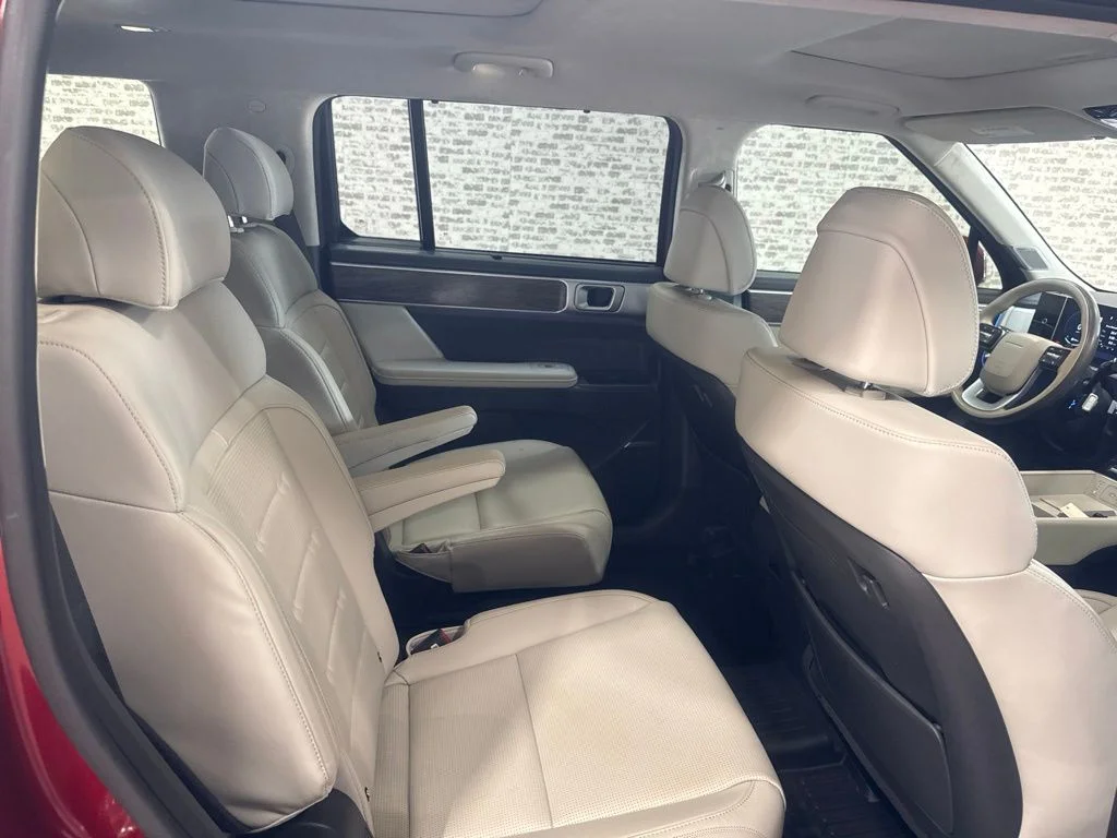 Used 2024 Ultimate Red Hyundai Calligraphy image 12