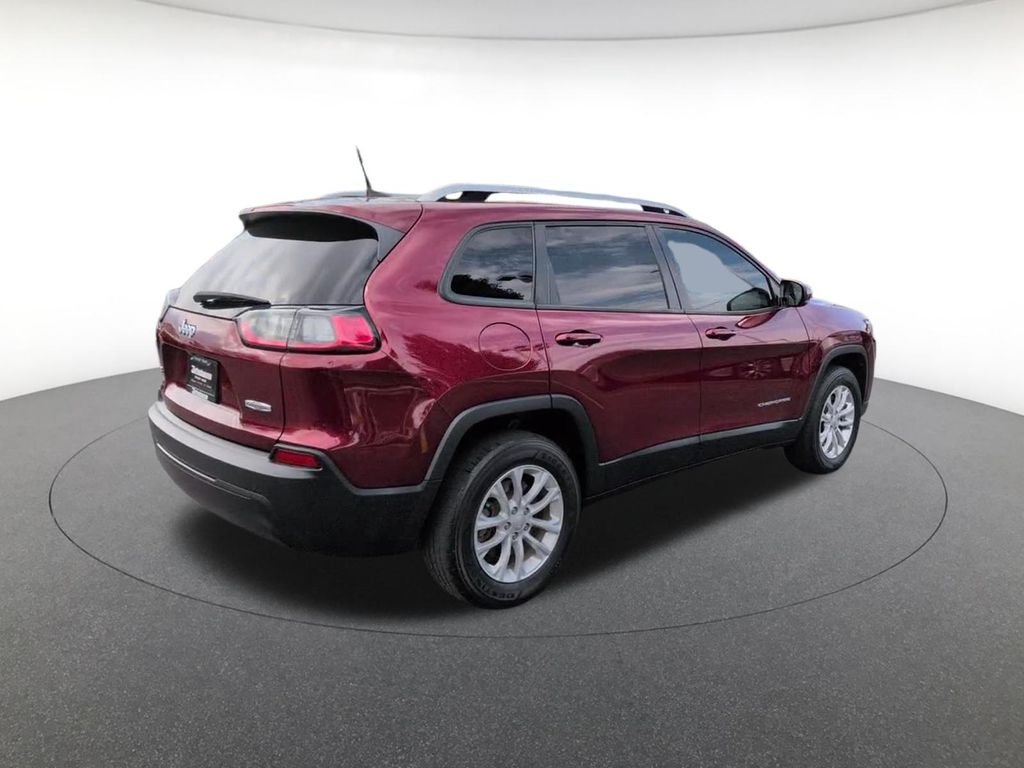 Certified Used 2021 Velvet Jeep Latitude image 6