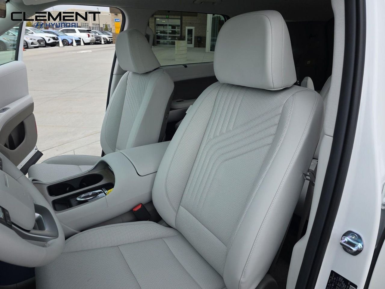 New 2026 White Hyundai SEL AWD image 27