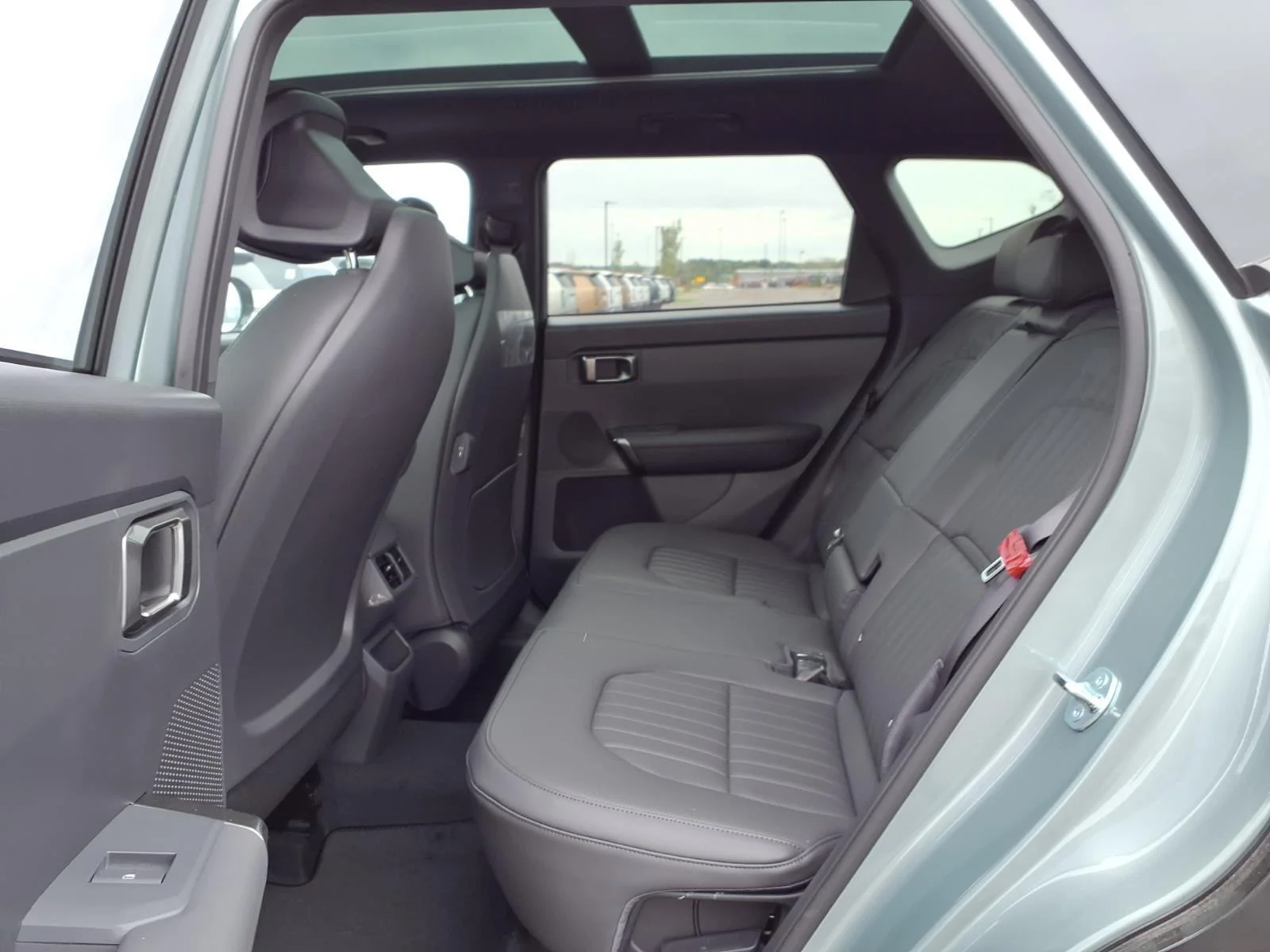 New 2027 Iceberg Green Kia X-Line SX image 14