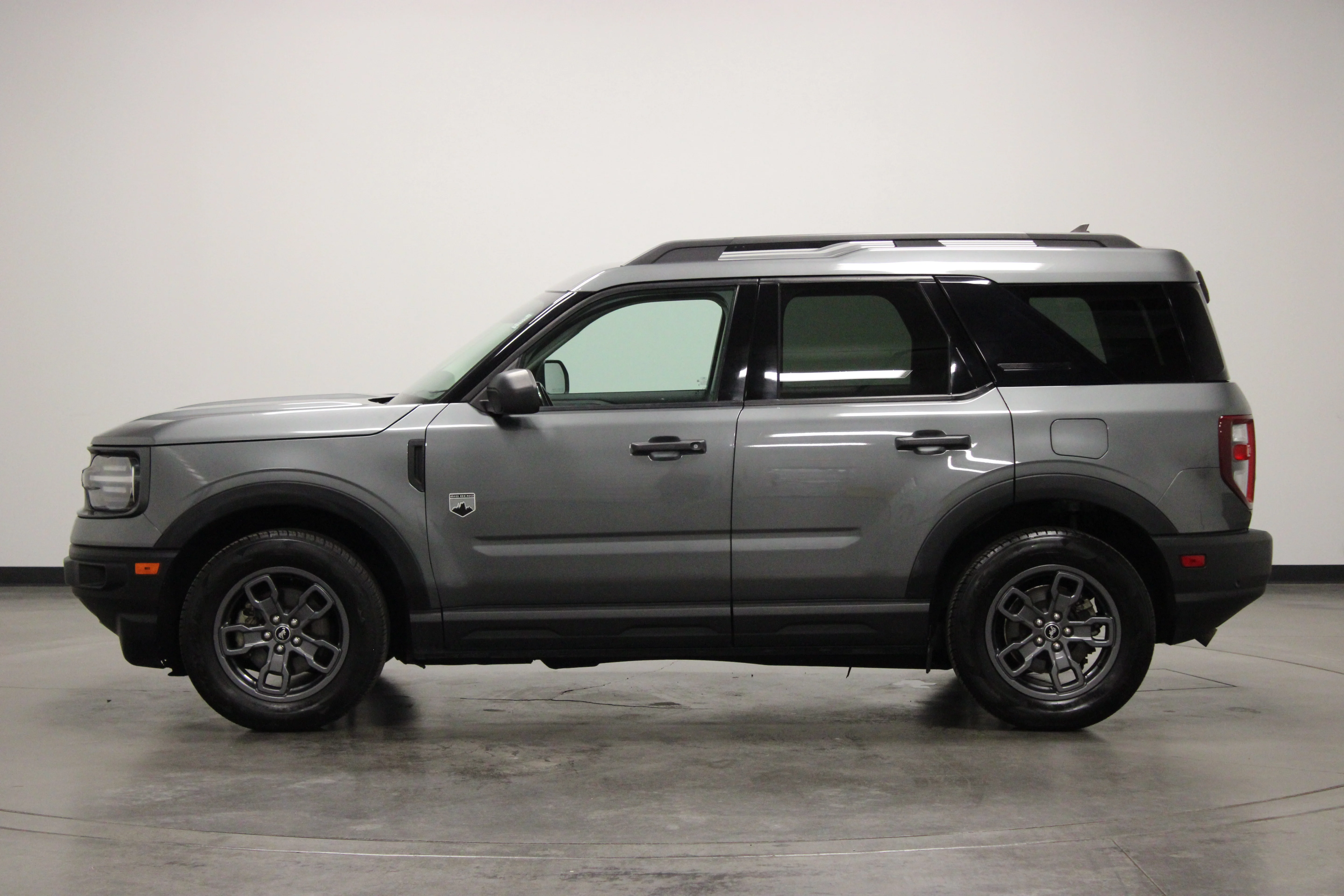 Used 2024 Gray Metallic Ford Big Bend image 5